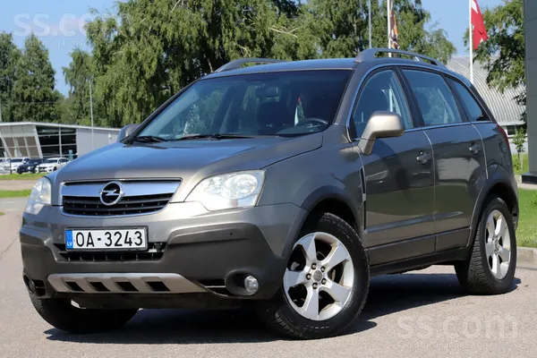 Opel Nesen ievests Latvijā.