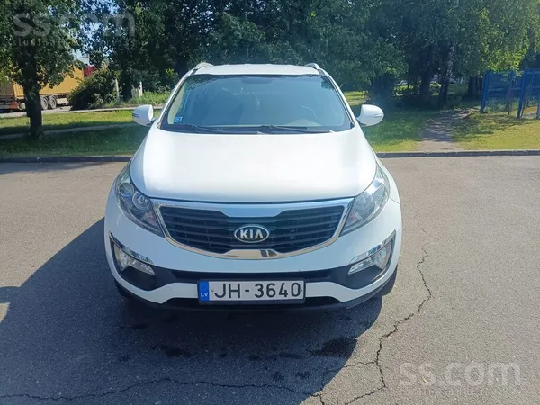 KIA Продаётся Kia Sportage 4x4, дизель, 2013 года выпу