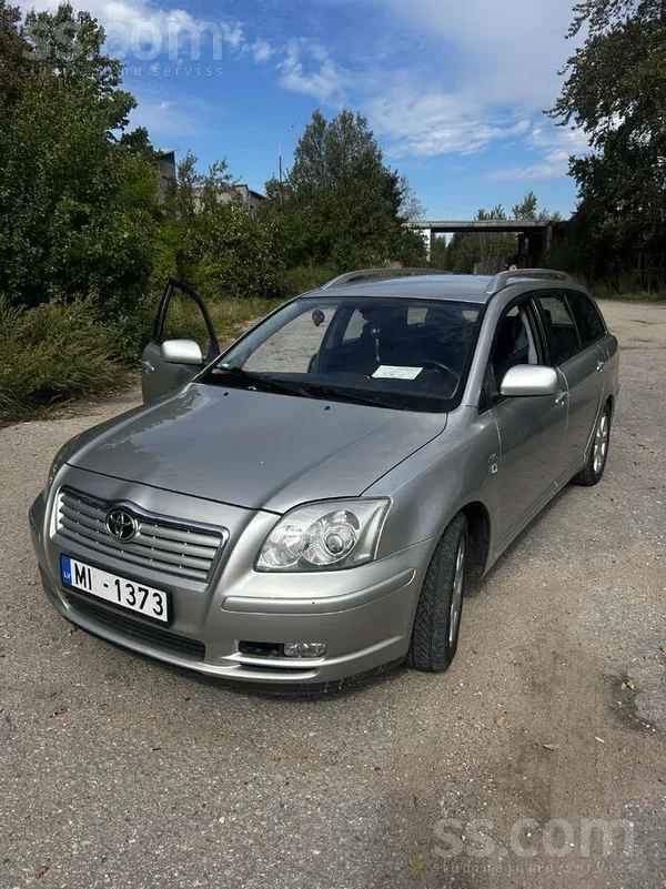 Toyota Tiko izieta tehniska skate no pirmas reizes . Kond