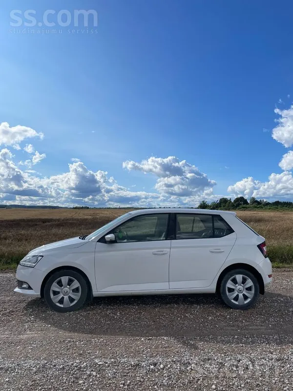 Skoda Fabia 2019, 1.0 benzīns, Manuāls, Universāls, Balts — Latvijā