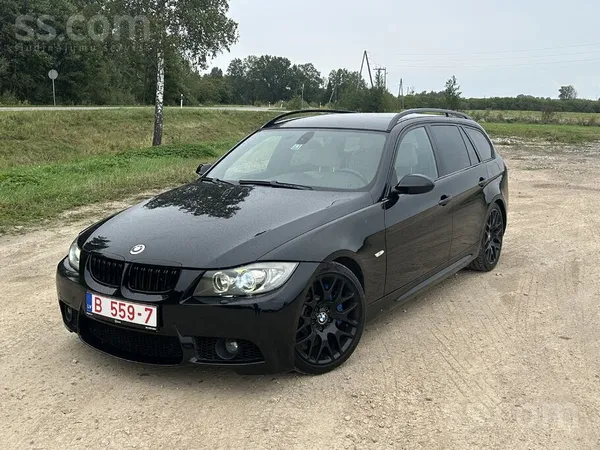BMW BMW 330d oriğinālā M-paka. ar M57 motoru un 300+hp