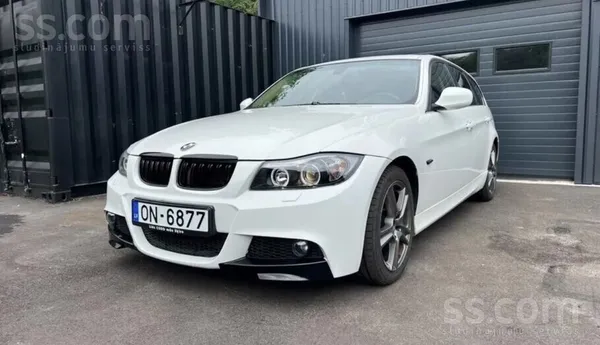 BMW 330