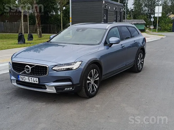 Volvo V90