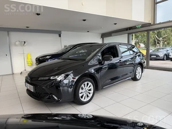 Corolla Hybrid Touring Sports 1.8 Hybrid (140 hp) E-Cvt Active. 

Rūpnīcas