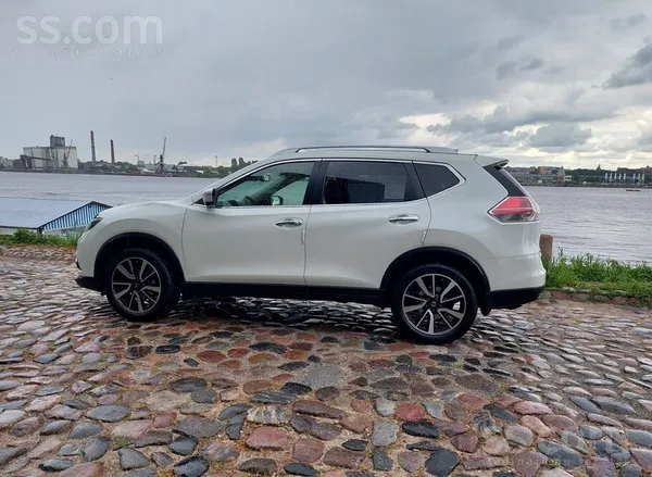 Pārdod Nissan X Trail 1.6D automats
Skaists auto, ikdienas braukšanai un tā