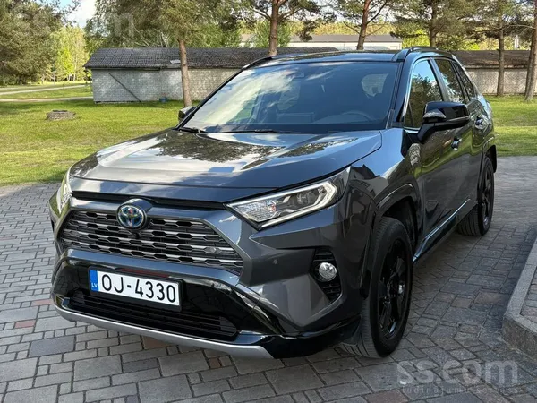 Toyota Pats pilnākais aprīkojums. 