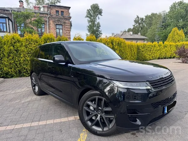 Automašīna ir ļoti maz braukta un ideālā stāvoklī. Automašinā tiek pārdota, jo iegādājāmies RR lielāko modeli. ...
