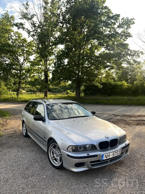 BMW 530