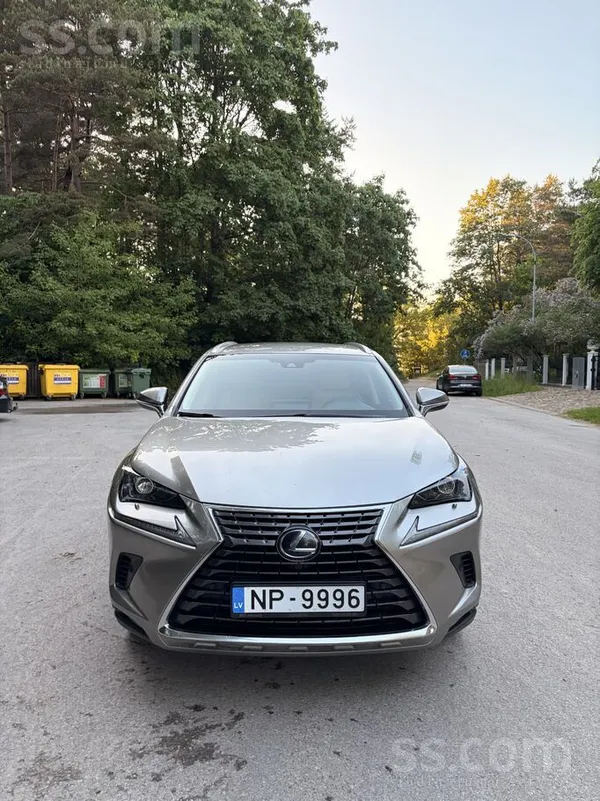Lexus NX