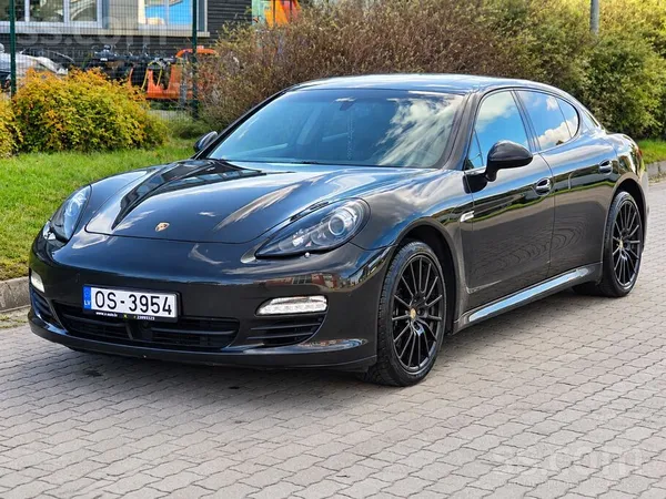 Porsche Panamera, 3.0L, 184kw dīzelis. Oriģināls 306’600km nobraukums. 

I