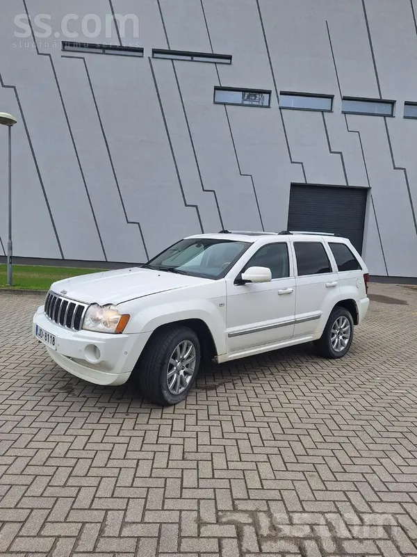 Pārdodu Jeep automašīnu.
Automašīna labā tehniskā un vizuālā stāvoklī sēdi