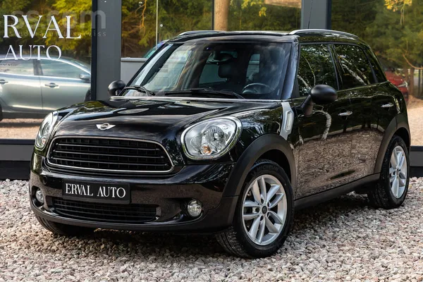 MINI Jauna Tehniskā apskate. Pārdod Mini Countryman 1.6