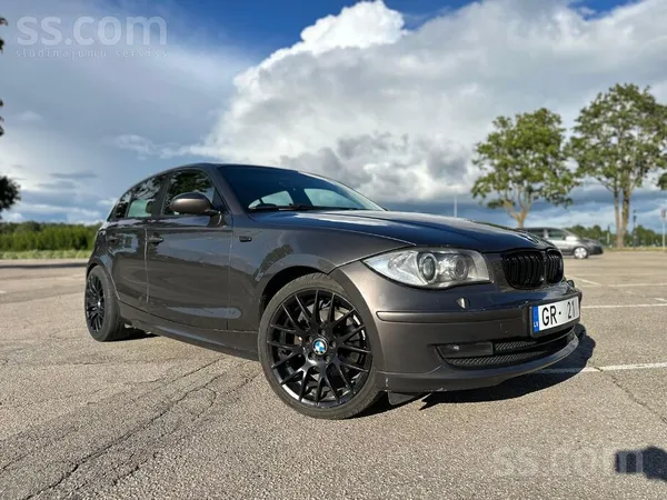BMW 120