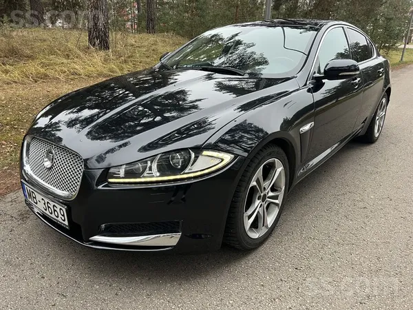 Jaguar Маленький Пробег 120000. Отличная надежная машина,