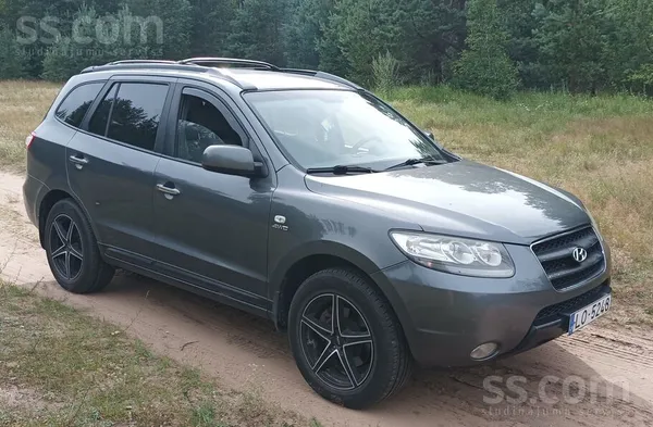 Hyundai Tirgojas Santa, ar tikko izietu tehnisko apskati(k