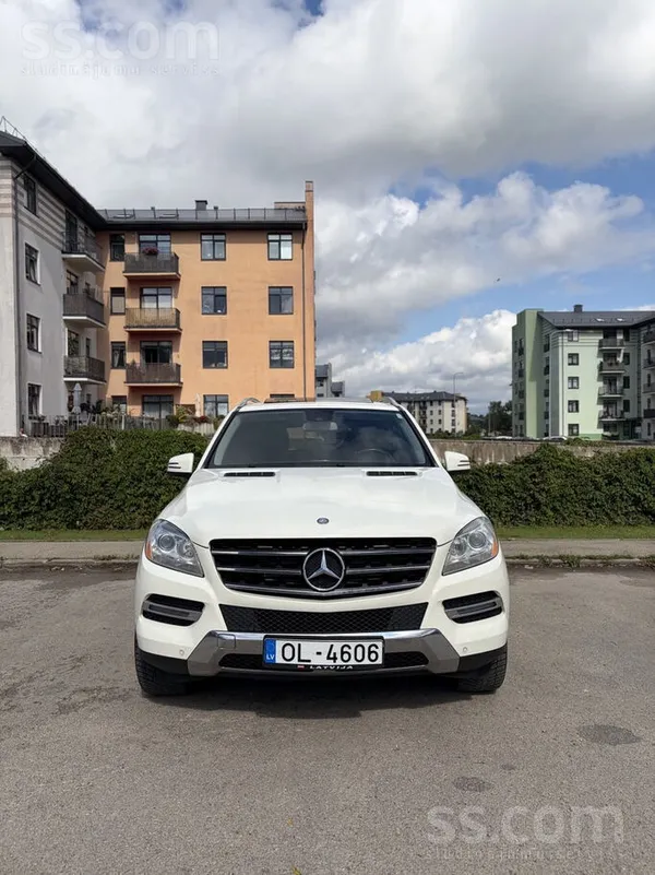 Pārdodu MB Ml350, 190kw, 2013. gada ar 274 000 km nobraukumu. Restaurēta tur