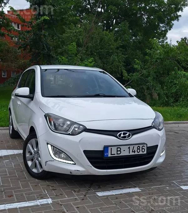 Pārdodu ekonomisku un uzticamu Hyundai i20, 2014. gada, 1.1 dīzelis, 6-pakāp