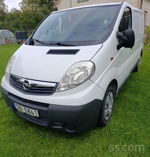Opel Pārdod Opel Vivaro, 3 sēdvietas.