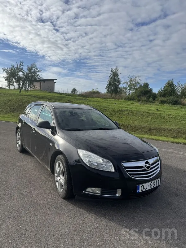 Opel Pārdodu Opel Insignia Sports Tourer ar TA līdz 19.