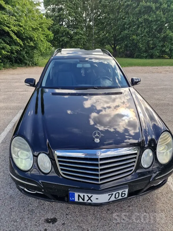 Mercedes E220