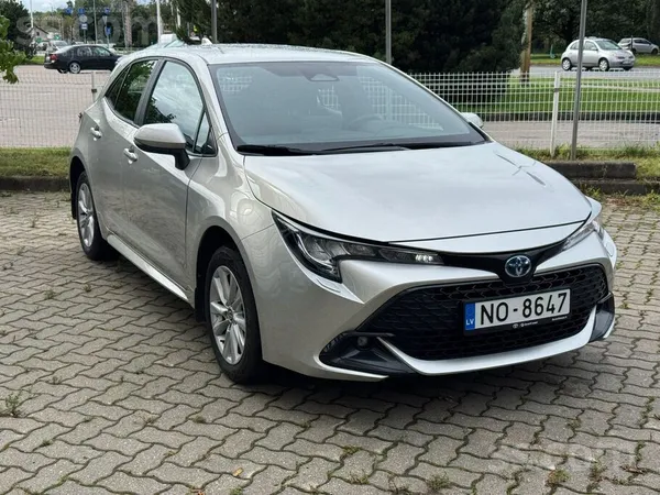 Toyota Toyota Corolla, 1.8 ar automātisko ātrumkārbu. Nāk