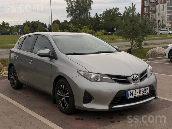 Toyota Toyota Auris 2013 1.4 D-4D dīzelis