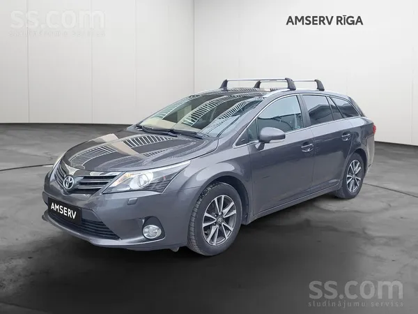 Toyota Toyota Avensis. 