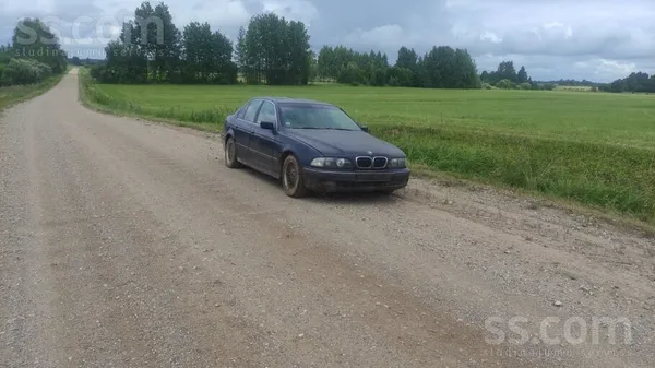 BMW 520