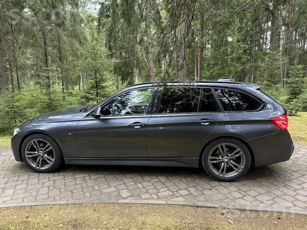 BMW 320 - 1