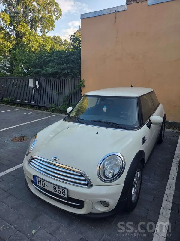 MINI Pārdodu Mini Cooper, 2010. gads, 1.6 benzīna dzinē