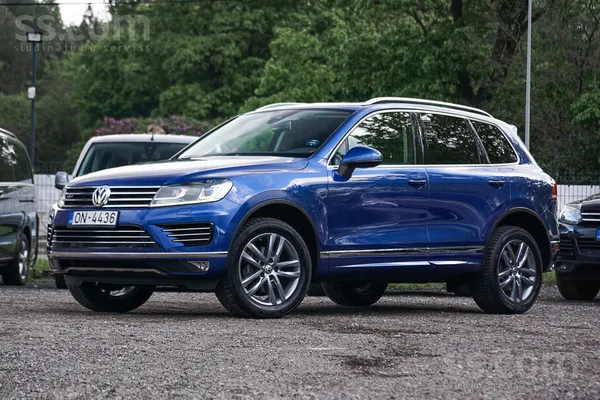 Volkswagen Touareg - 1