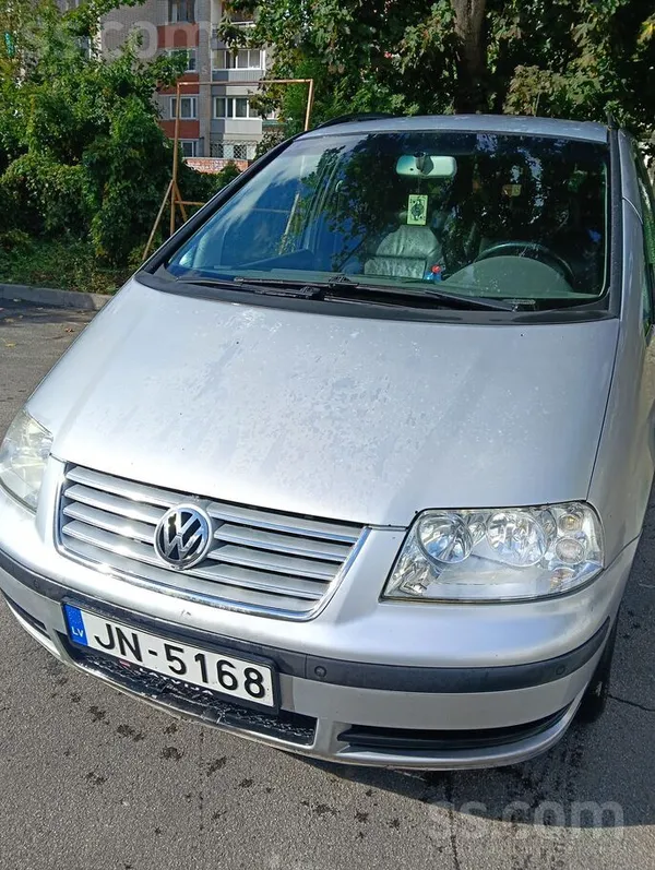Volkswagen Sharan 2004, 1.9D dīzelis, Manuāls, Furgons, Sudrabs — Latvijā