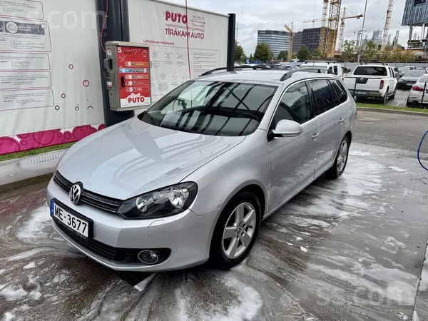 Pardodu ļoti piemerotu auto degvielas cenām, superekanomisks bet patikami br