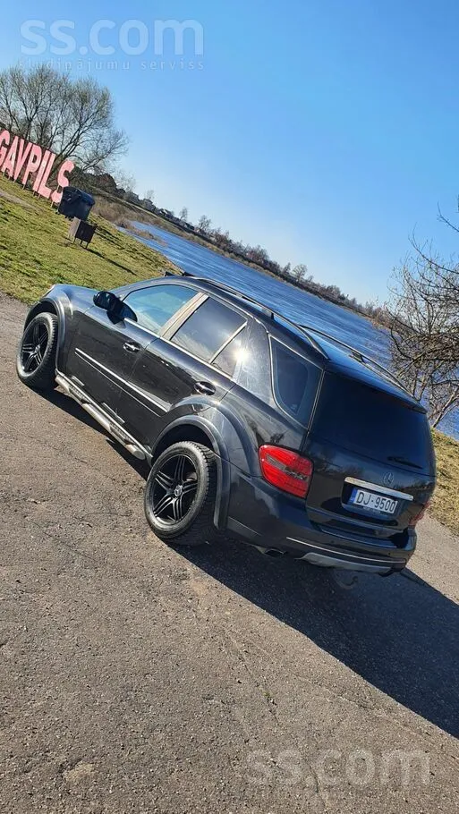 Mercedes ML320