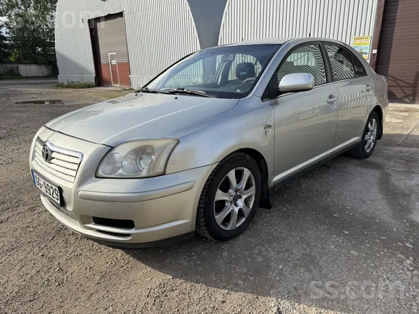Toyota Avensis 2004, 2.0D dīzelis, Manuāls, Hečbeks, Pelēks — Latvijā