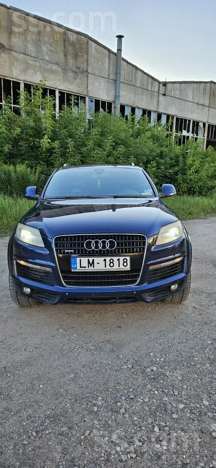 Audi Q7