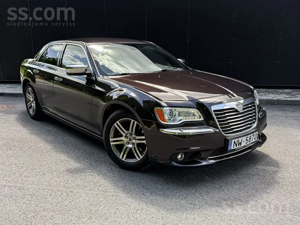 Lancia Thema. Ātrumkārbas garantija. Viena no pilnākajām komplektācijām. Tav