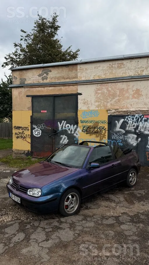 Volkswagen Pārdod individual Golf3 cabrio ar automātisko ātru