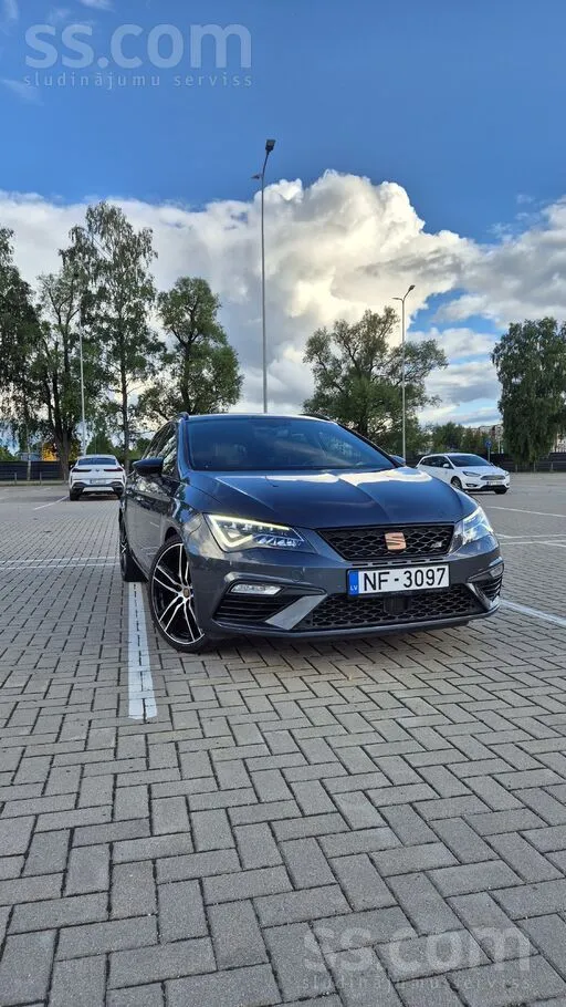 Seat Leon Cupra ST 300
2.0 Tsi benzīns, 221 kW, pilnpiedziņa. Nobraukums: 9