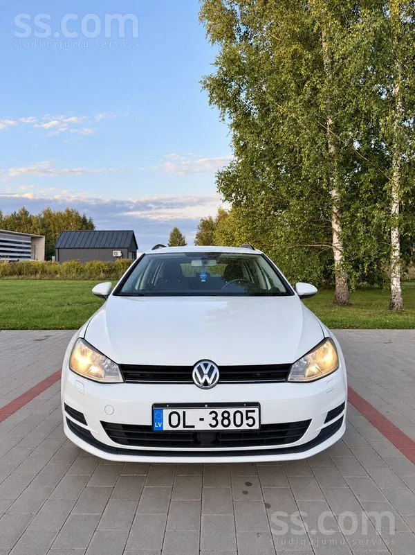 Volkswagen (Lv) Pārdod 2014. gada VW Golf 7 izcilā stāvoklī a