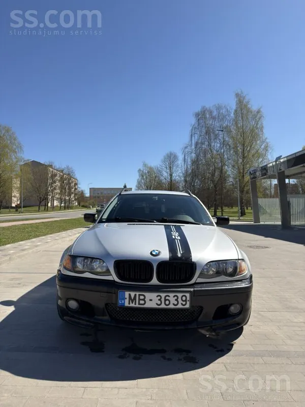 Pārdodu BMW E46 318d ar 2.0 dīzeļa dzinēju un manuālo 5 ātrumu pārnesumkārbu
