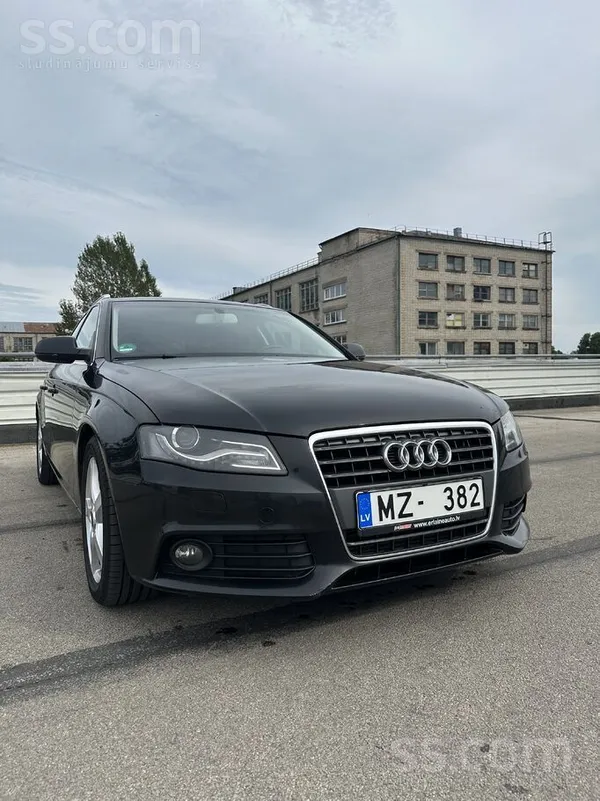 Audi Audi A4 B8 2.0 Tdi 2011 105 kW 340 000 km