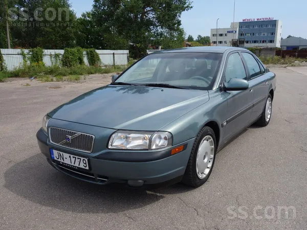 Volvo S80