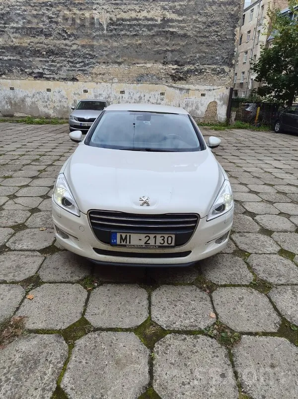 Peugeot Pārdodu Peugeot 508 2014 gada 1.6 benzīns, automāt