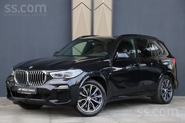 BMW X5 xDrive45e AT / 2021.g. / 165 000 km

M Sports package
M Aerodynami