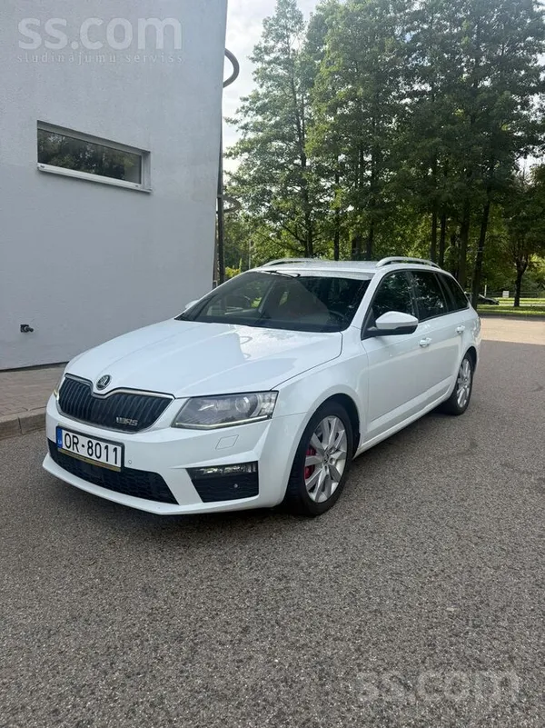 Skoda 6900€
