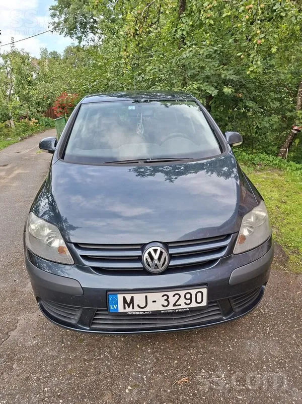 Volkswagen Pārdodu tehniski uzticamu un ekonomisku VW Golf Pl