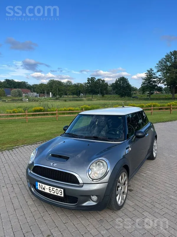 MINI Cooper S