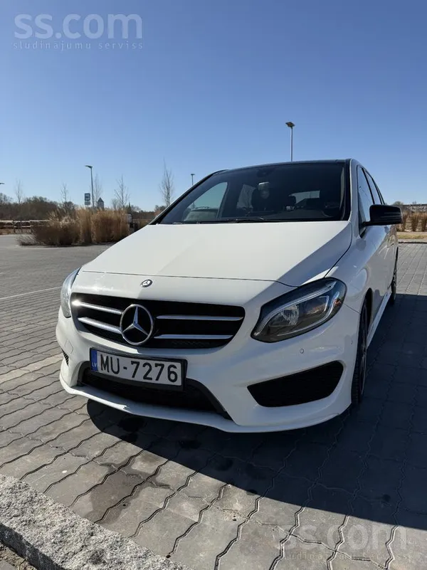 Mercedes B200