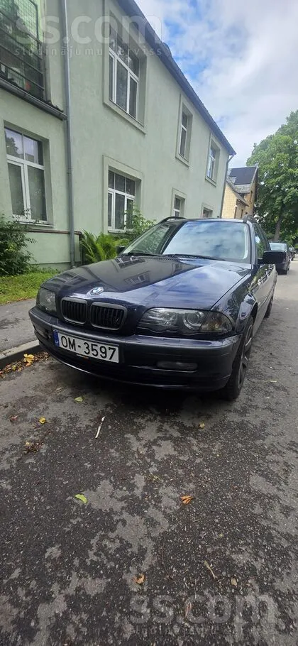 Pārdodu BMW e46 200.gada ar 6 cilindru M54B20 motoru, manuals.
Auto tikko